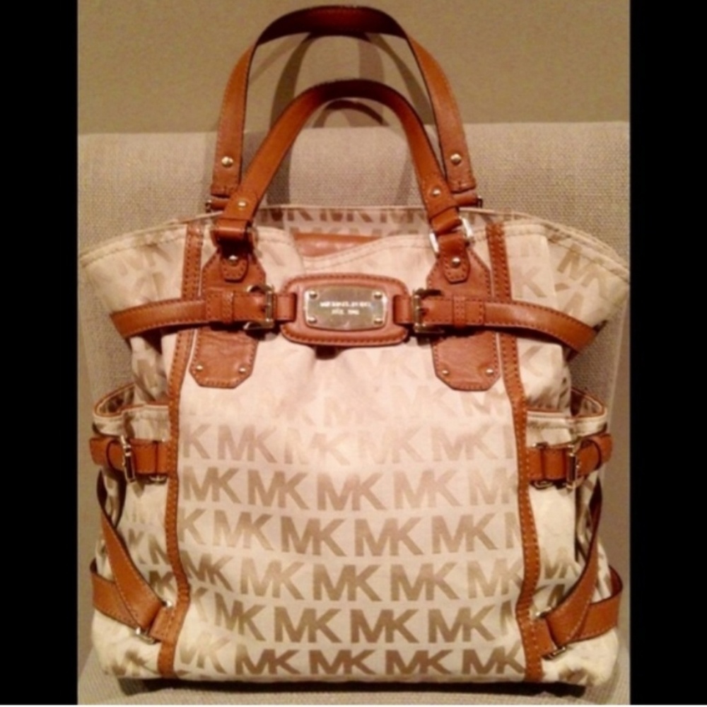 Michael Kors Gansevoort Canvas Tote